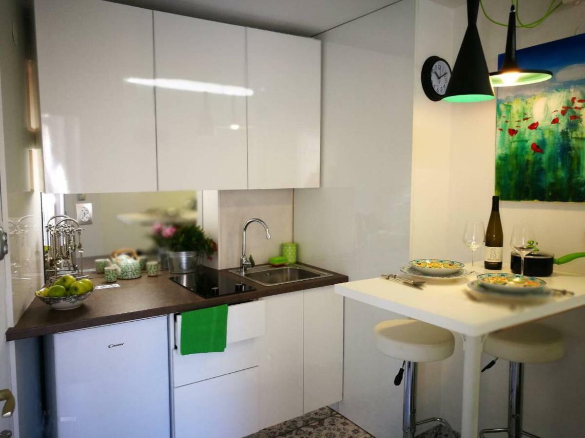 Cres Art Studio Lime Apartment Exteriör bild